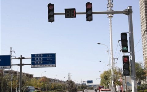 注意！天津佳宁道辰兴路交口增设非机动车信号灯