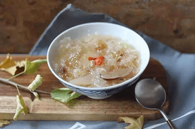 寒露养生注重防寒防燥 早喝粥晚喝汤多吃应季水果