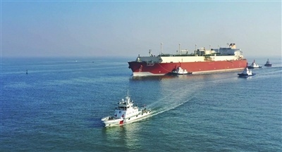 天津供暖季迎来最大LNG运输船