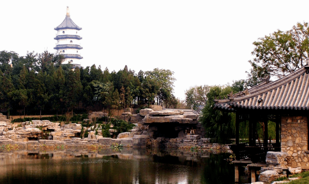被粉丝誉为“小邓丽君”天津-北宁公园很美的旅游景点你听过吗