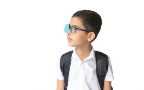 《儿童青少年防控近视系列手册》，照着做就对了！