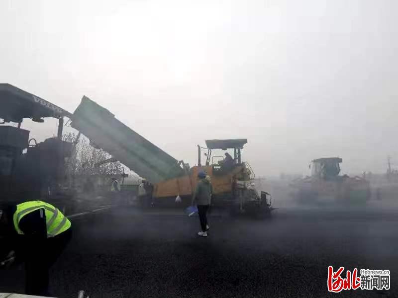 津石高速廊坊段沧州段主线贯通