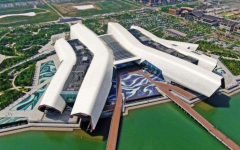 天津耗资28亿的新地标，比肩“天津之眼”，被称海洋上的“故宫”
