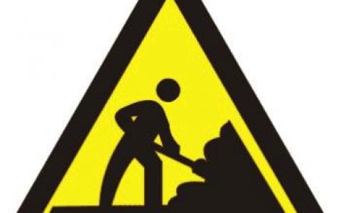 因桥梁设施改造施工 天津解放南路立交桥道路变窄