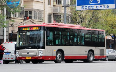 津城多条公交线路调整 请市民注意站点路线变化