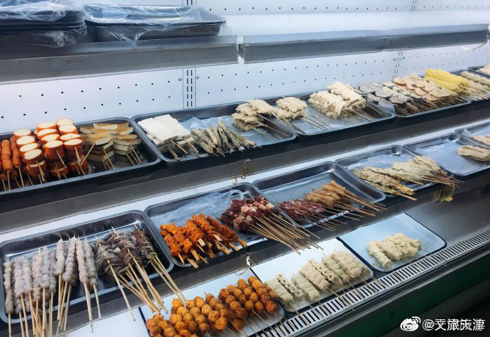 食在天津卫：天津中山门有名的炸串店 您吃过吗