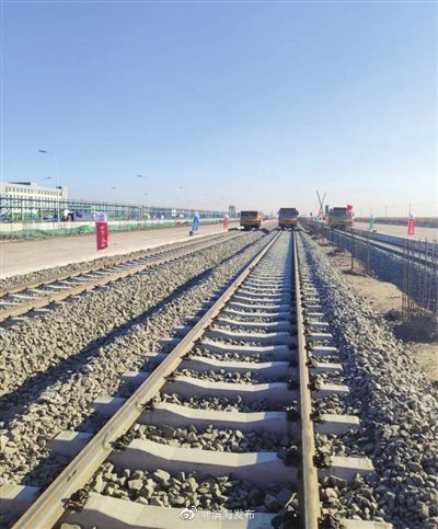 天津南港港铁物流公司铁路专用线全线拉通