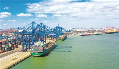 前11月天津港集装箱吞吐量创历史同期新高