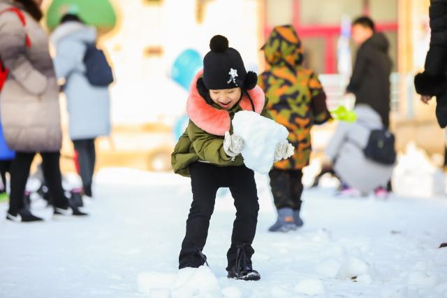 一起来嗨！天津海昌第八届极地冰雪节正式启幕