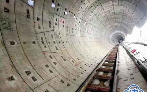 天津地铁10号线穿越海河最长区间隧道双线贯通