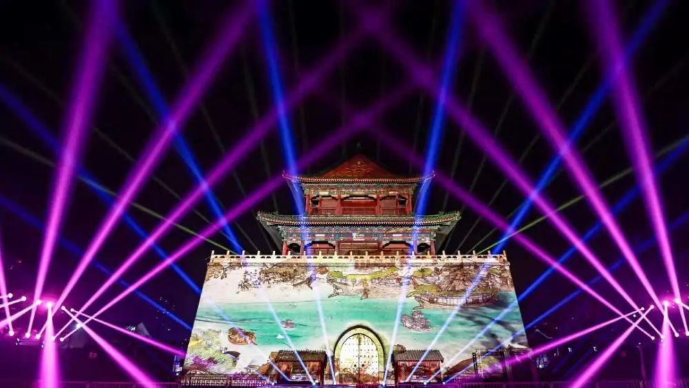 天津鼓楼灯光秀今天去不了现场，明年还有机会！