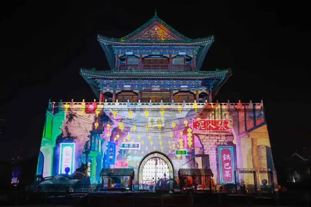 天津鼓楼灯光秀今天去不了现场，明年还有机会！