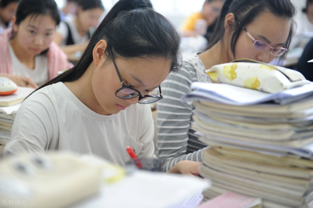 学生家长必看！孩子想要转学怎么办？社会考生与回津考生有何区别