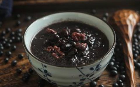 初冬养生润肺养肾 黑色食物是很好的选择