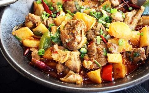 过年老百姓碗里不会缺肉少菜