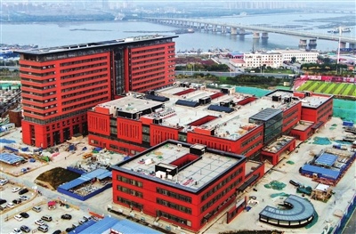 天津滨海新区中医医院项目主体完工