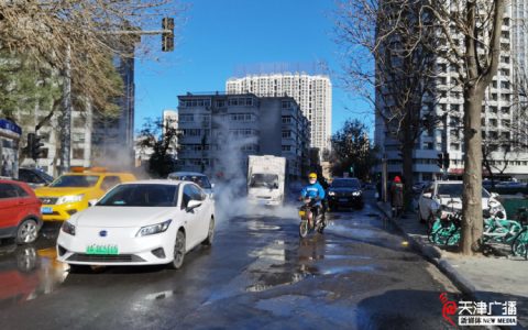 天津南京路与万全道交口“冒热气”？别慌！正在施工