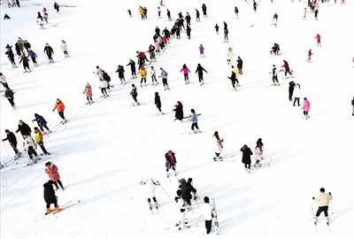 又到滑雪季 蓟州山区的多个滑雪场相继正式对外开放