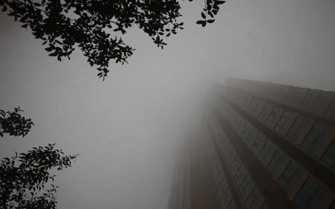 天津大雾预警！这些高速入口封闭！明儿又要变天！