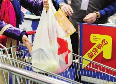 天津明确限塑“三步走”，消费者有何反应？