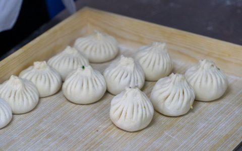 天津200年历史包子铺，比狗不理历史还悠久，本地人最爱吃