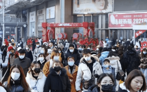 3天假期天津金街商圈接待游客147万人次，收入超2亿元