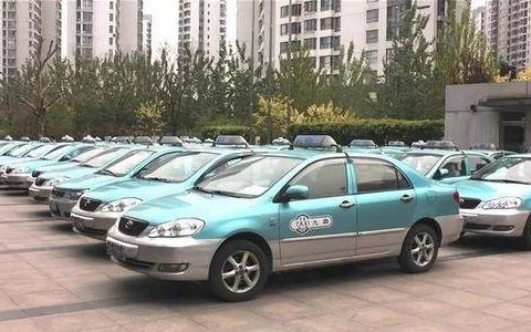 天津出租汽车行业加大疫情防控措施 司机不戴口罩乘客可举报