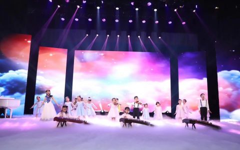 80后音乐老师白手起家，筑起通往爱的音乐“王国”