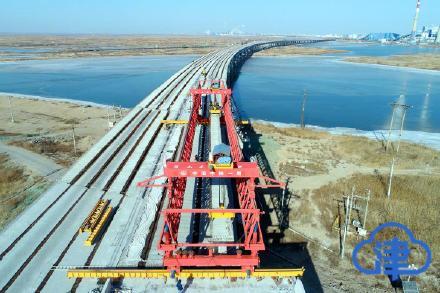 津石高速公路天津东段最复杂施工段主线顺利贯通