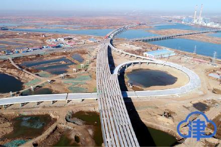 津石高速公路天津东段最复杂施工段主线顺利贯通