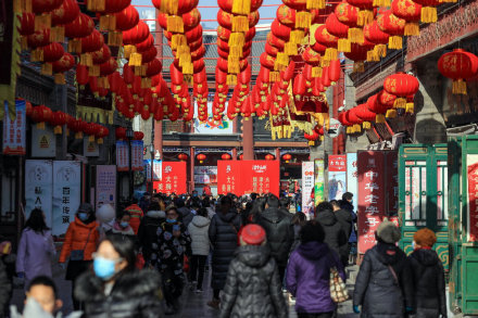 小年到 中国红 津城古文化街年味“浓”