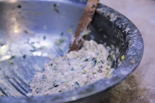 大年初一尝尝蓬英楼鲅鱼水饺，真香！