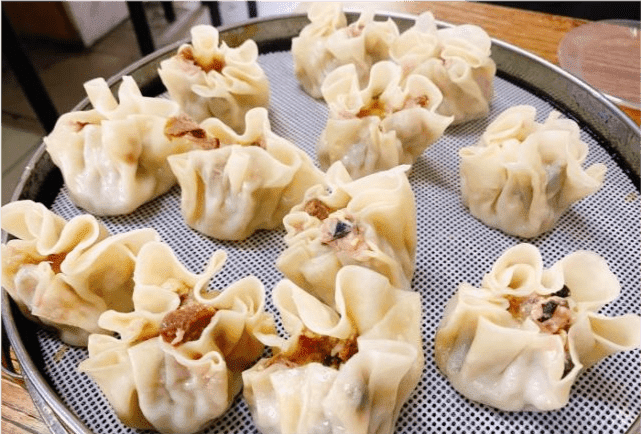 天津火了30年的狗食馆,四十多种馅儿,有的甚至闻所未闻.....