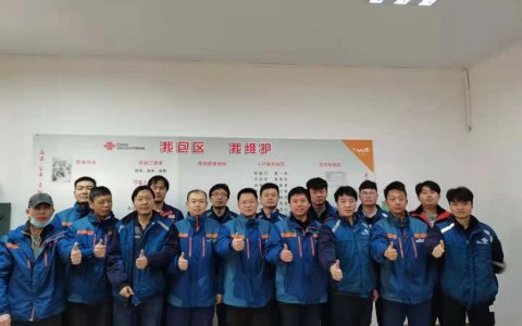 圆七旬老人观看春晚直播心愿，天津联通智慧家庭工程师获点赞!