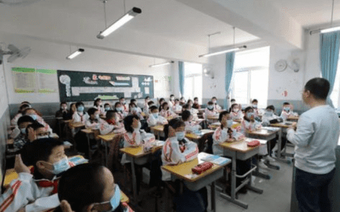 天津:返校师生健康监测“一人一档”