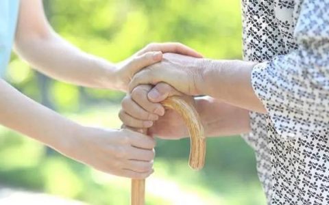 今年天津家庭医生签约服务老人将达百万人以上 失能老人可享入户医疗护理