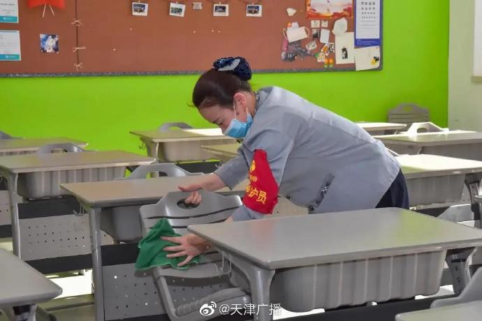 天津中小学开学 实行相对封闭式管理