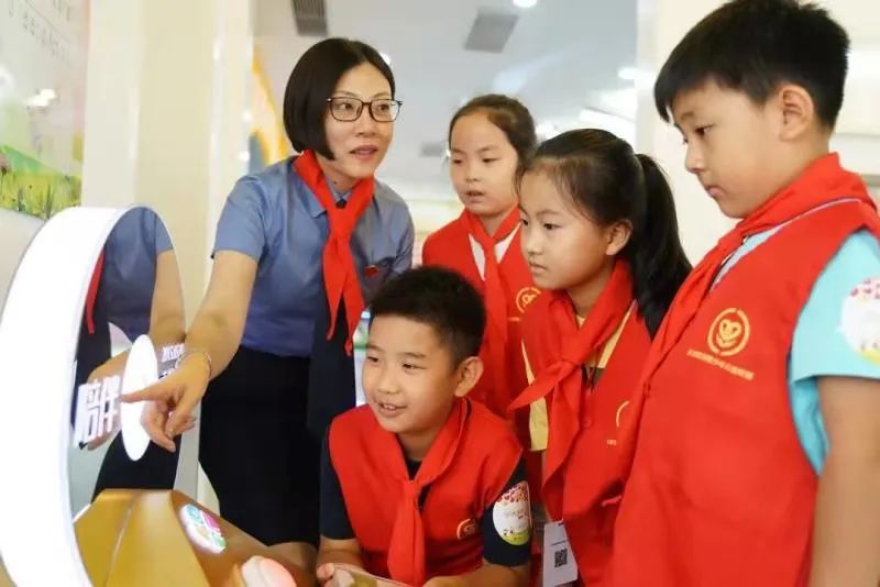 习近平总书记的节日祝贺和重要讲话在天津各界妇女中引起热烈反响