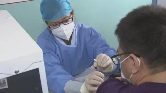 全民接种新冠疫苗 天津这个区发倡议