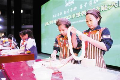 天津中小学劳动技能大比拼