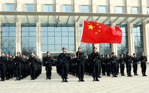 天津公安特警：百姓安全防线