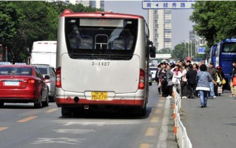 天津公交 今年“五一”假期5天近700万人次出行