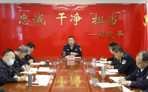 衣不解带 马不卸鞍