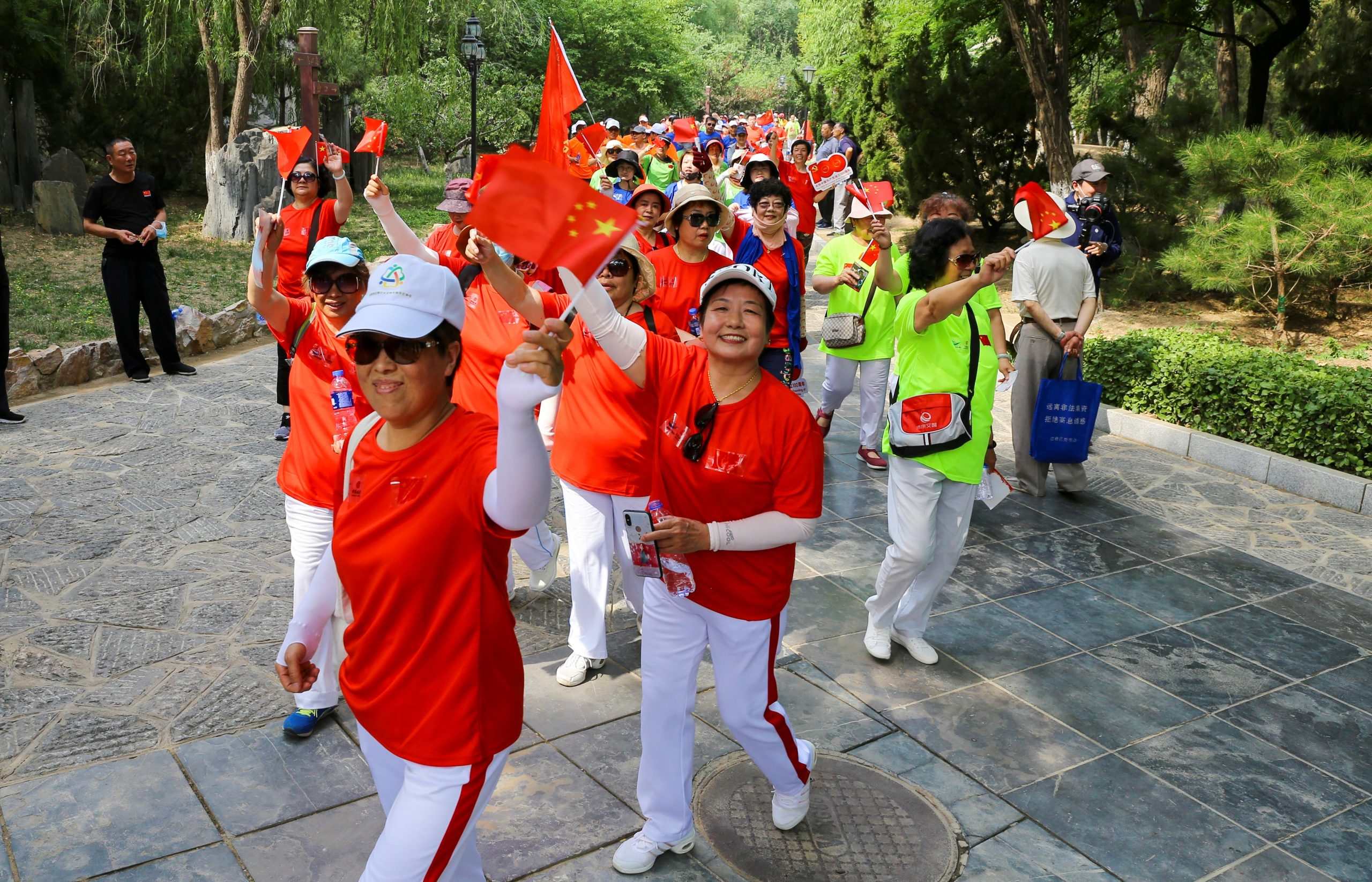 超百万市民线上报名  近千五百家单位参与 天津百万市民健步大会成功举办