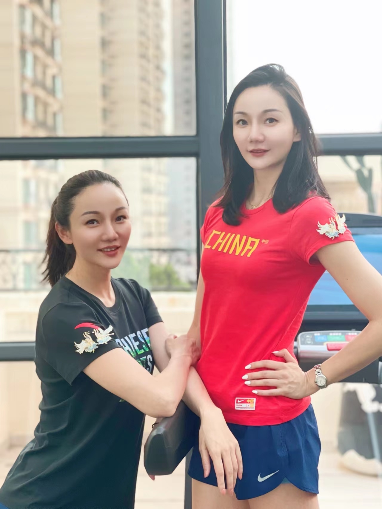 花样游泳世界冠军蒋文文蒋婷婷《花游双子星》徽章