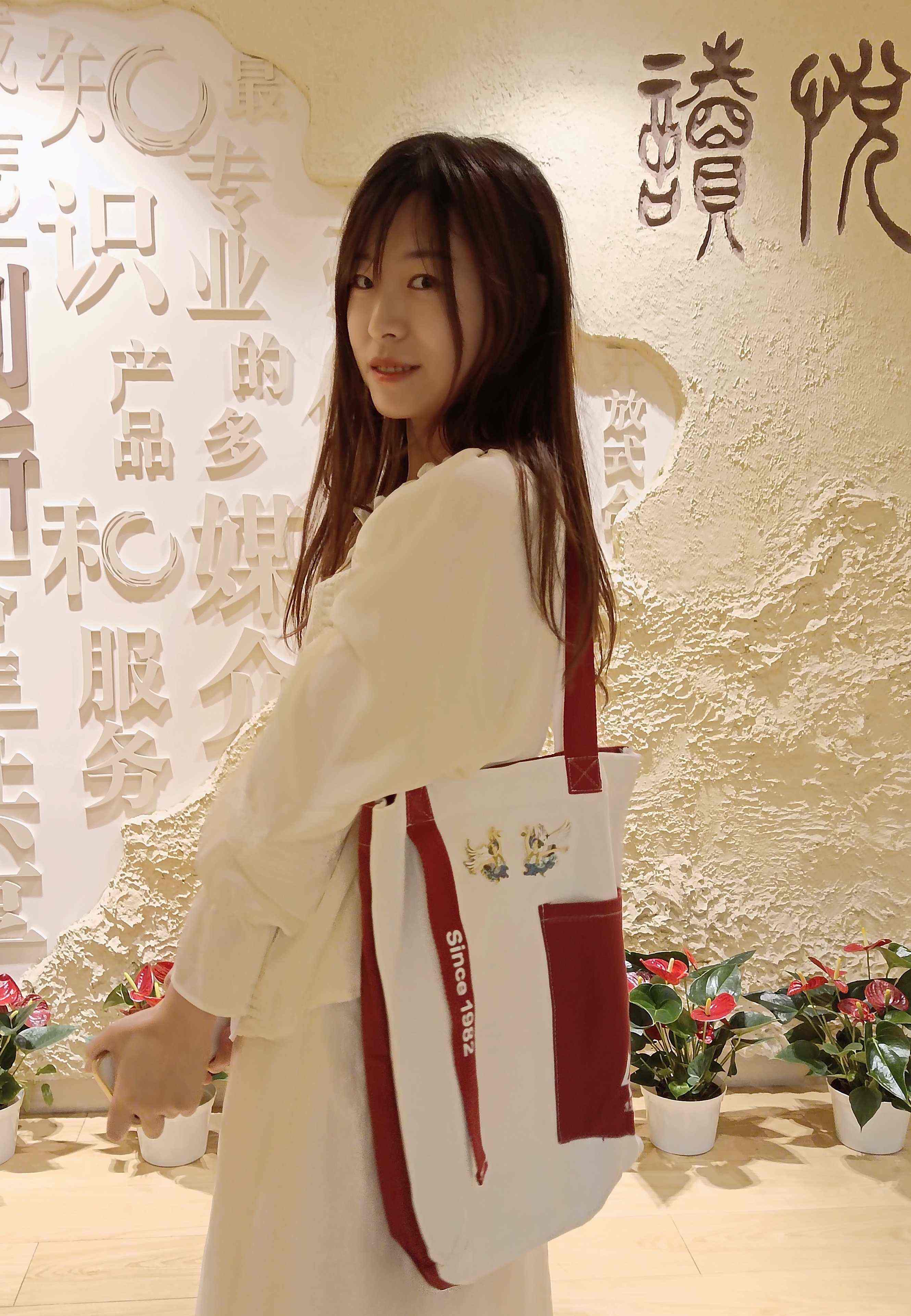 花样游泳世界冠军蒋文文蒋婷婷《花游双子星》徽章