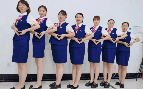 爱老助老 她们是老人迈入智慧生活的引领者——天津联通塘沽解放路营业厅团队