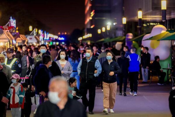 当无人机遇上交响乐！“向海乐活节”开幕第一天，嗨翻了！