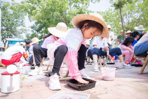 乐享夏日时光！经开区妇联母亲节特别活动——“蘭心幸福家庭”亲子实践活动圆满落幕！