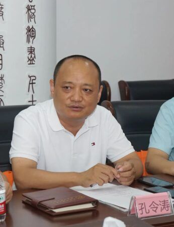 潜江龙虾走进天津寻味之旅合作交流座谈会在商会顺利召开